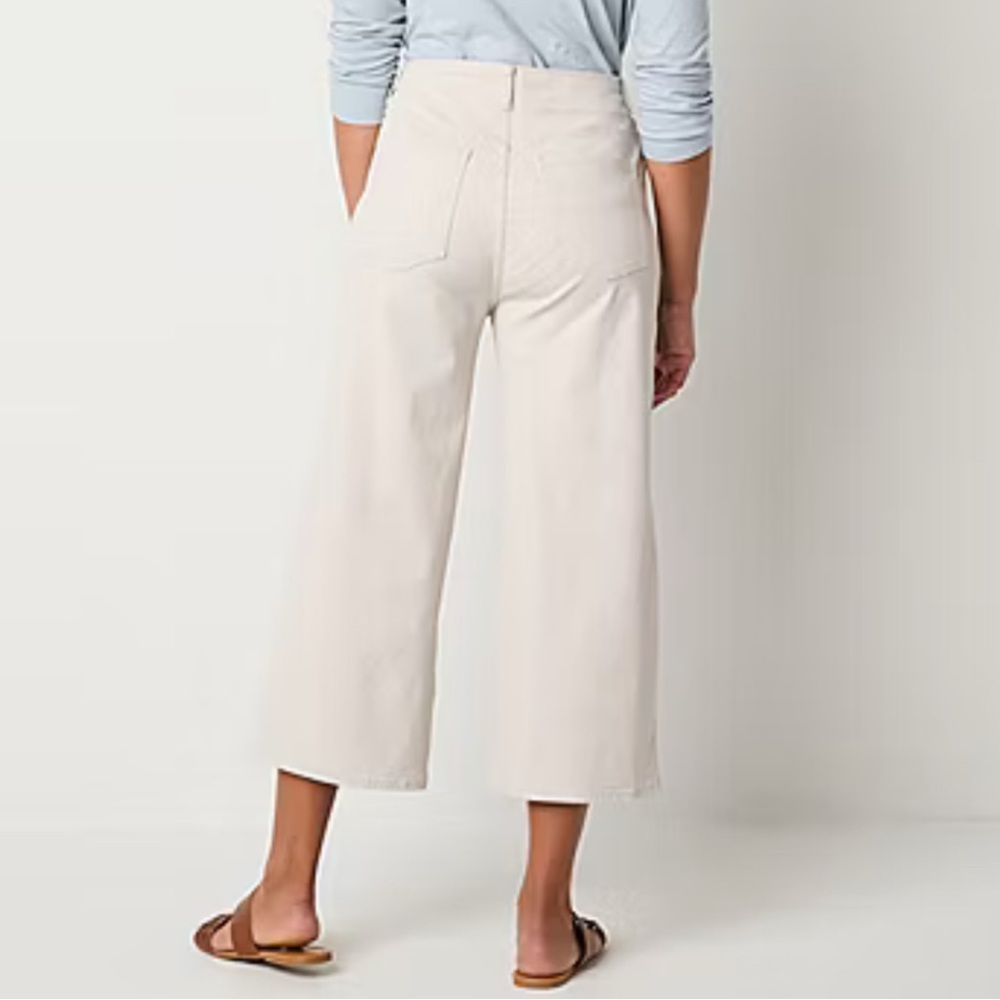 Brand new with tags Gloria Vanderbilt shape effect jeans size 10